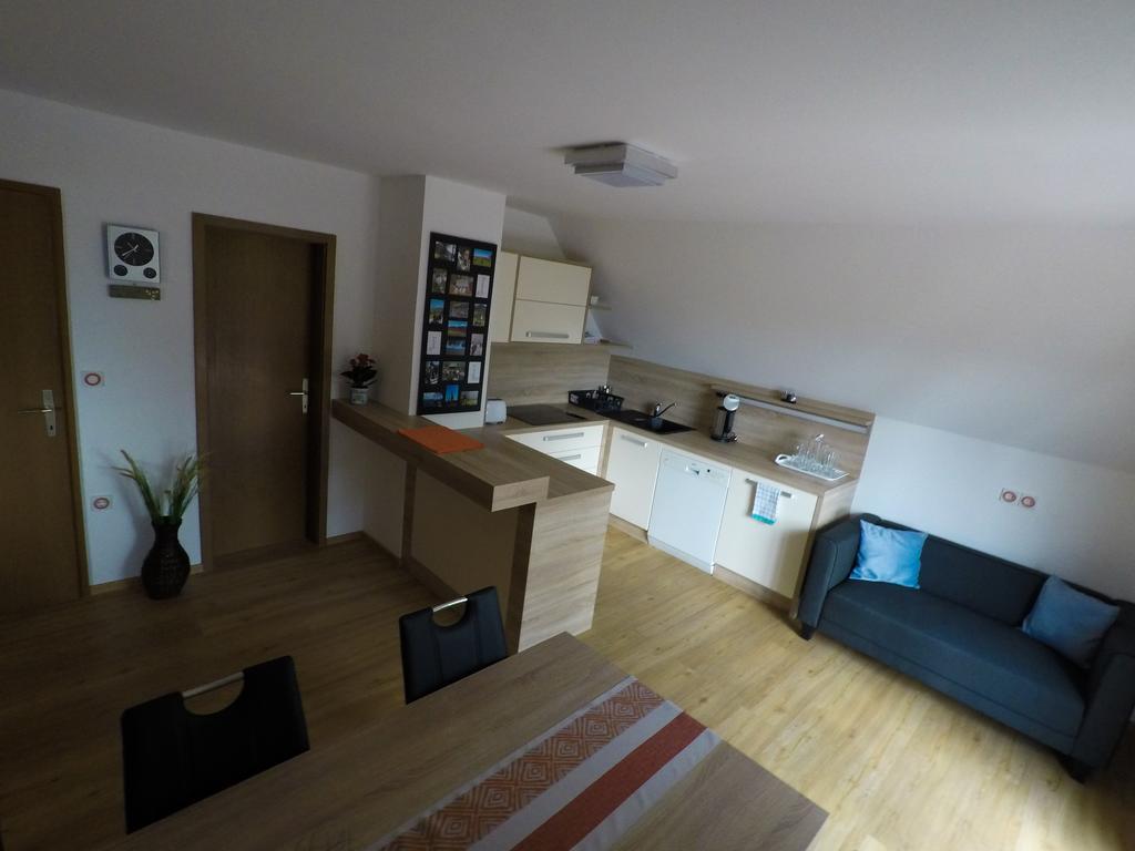 Lakeview Apartment Maja Near Bled Breznica Kültér fotó